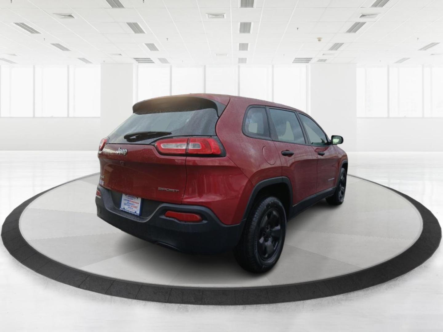 2017 Jeep Cherokee Sport 4WD (1C4PJMAB5HD) with an 2.4L L4 DOHC 16V engine, 9-Speed Automatic transmission, located at 880 E. National Road, Vandalia, OH, 45377, (937) 908-9800, 39.891918, -84.183594 - 2017 Jeep Cherokee Sport 4WD - Photo#2