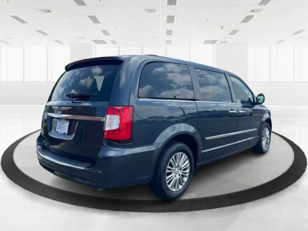 2014 Chrysler Town and Country Touring-L (2C4RC1CG3ER) with an 3.6L V6 DOHC 24V engine, 6-Speed Automatic transmission, located at 1230 East Main St, Xenia, OH, 45385, (937) 908-9800, 39.688026, -83.910172 - **Unleash Family Adventures with the 2014 Chrysler Town and Country Touring-L at Advantage Car and Credit in Fairborn, OH!**<br /> <br /> Are you looking for a versatile vehicle that adapts to your family's ever-changing needs? The 2014 Chrysler Town and Country Touring-L is the perfect blend of - Photo#2