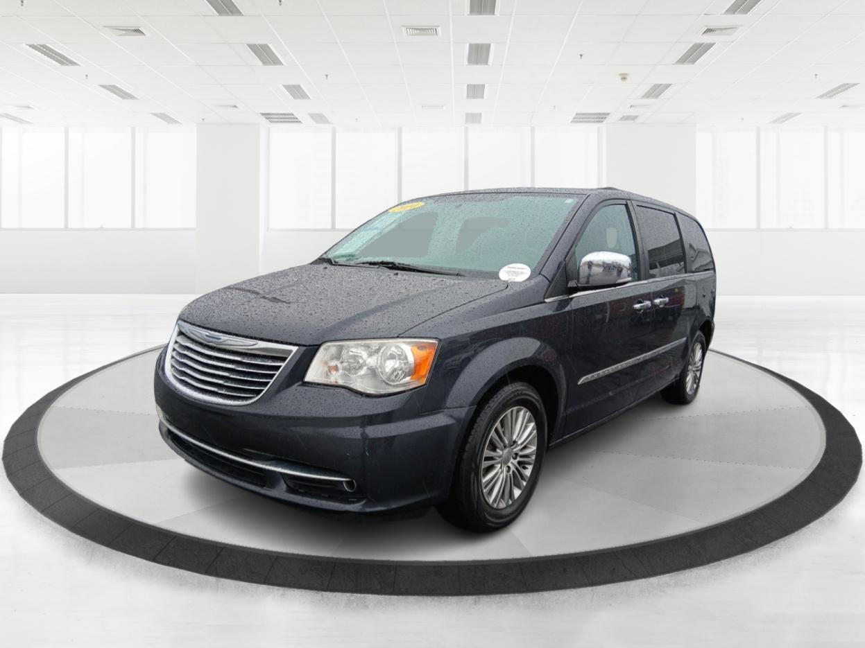 2014 Chrysler Town and Country Touring-L (2C4RC1CG3ER) with an 3.6L V6 DOHC 24V engine, 6-Speed Automatic transmission, located at 4508 South Dixie Dr, Moraine, OH, 45439, (937) 908-9800, 39.689976, -84.218452 - 2014 Chrysler Town and Country Touring-L - Photo#7