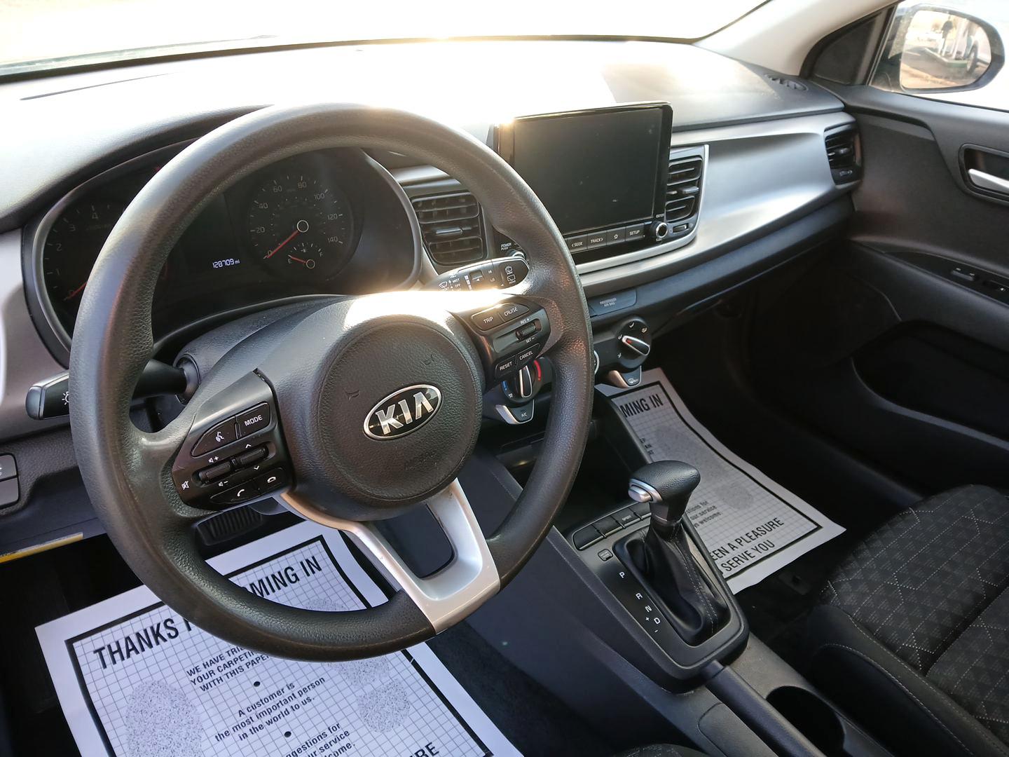 2021 Kia Rio Hatchback (3KPA25AD9ME) with an Other engine, Automatic transmission, located at 1230 East Main St, Xenia, OH, 45385, (937) 908-9800, 39.688026, -83.910172 - 2021 Kia Rio Hatchback - Photo#8