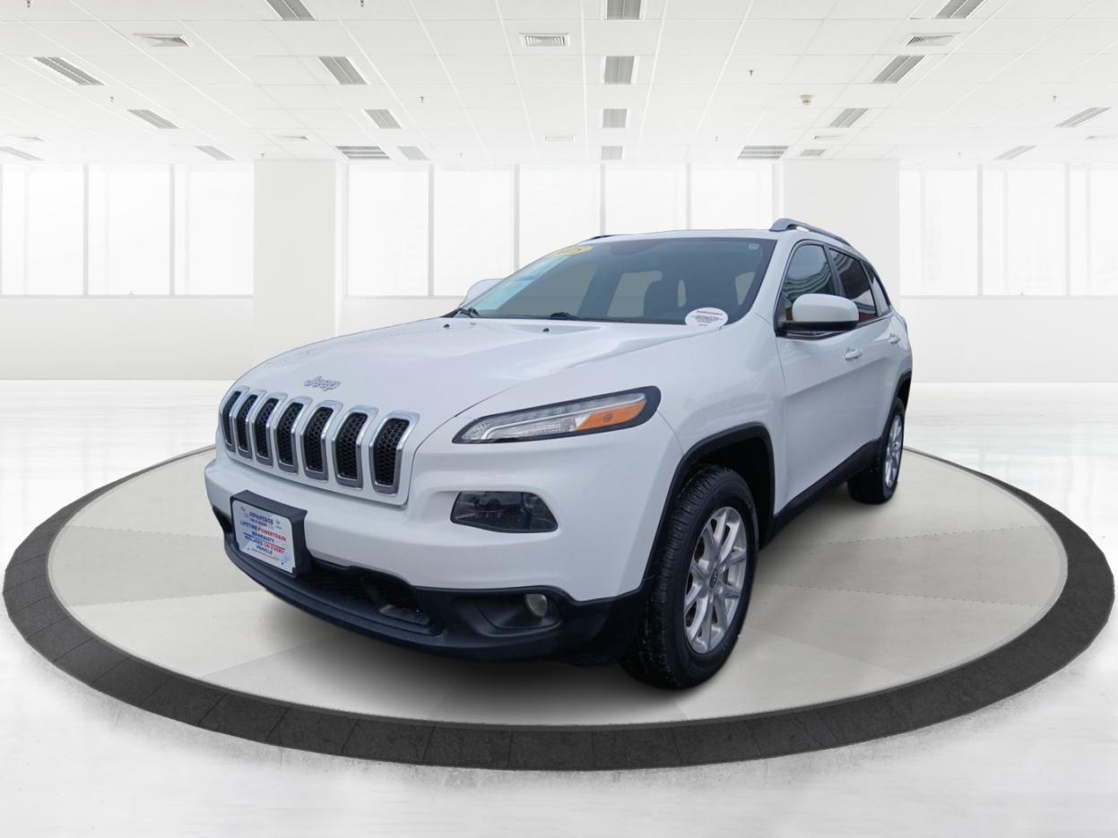 2015 Jeep Cherokee Latitude 4WD (1C4PJMCB6FW) with an 2.4L L4 DOHC 16V engine, 9-Speed Automatic transmission, located at 1099 N County Rd 25A , Troy, OH, 45373, (937) 908-9800, 40.057079, -84.212883 - 2015 Jeep Cherokee Latitude 4WD - Photo#7