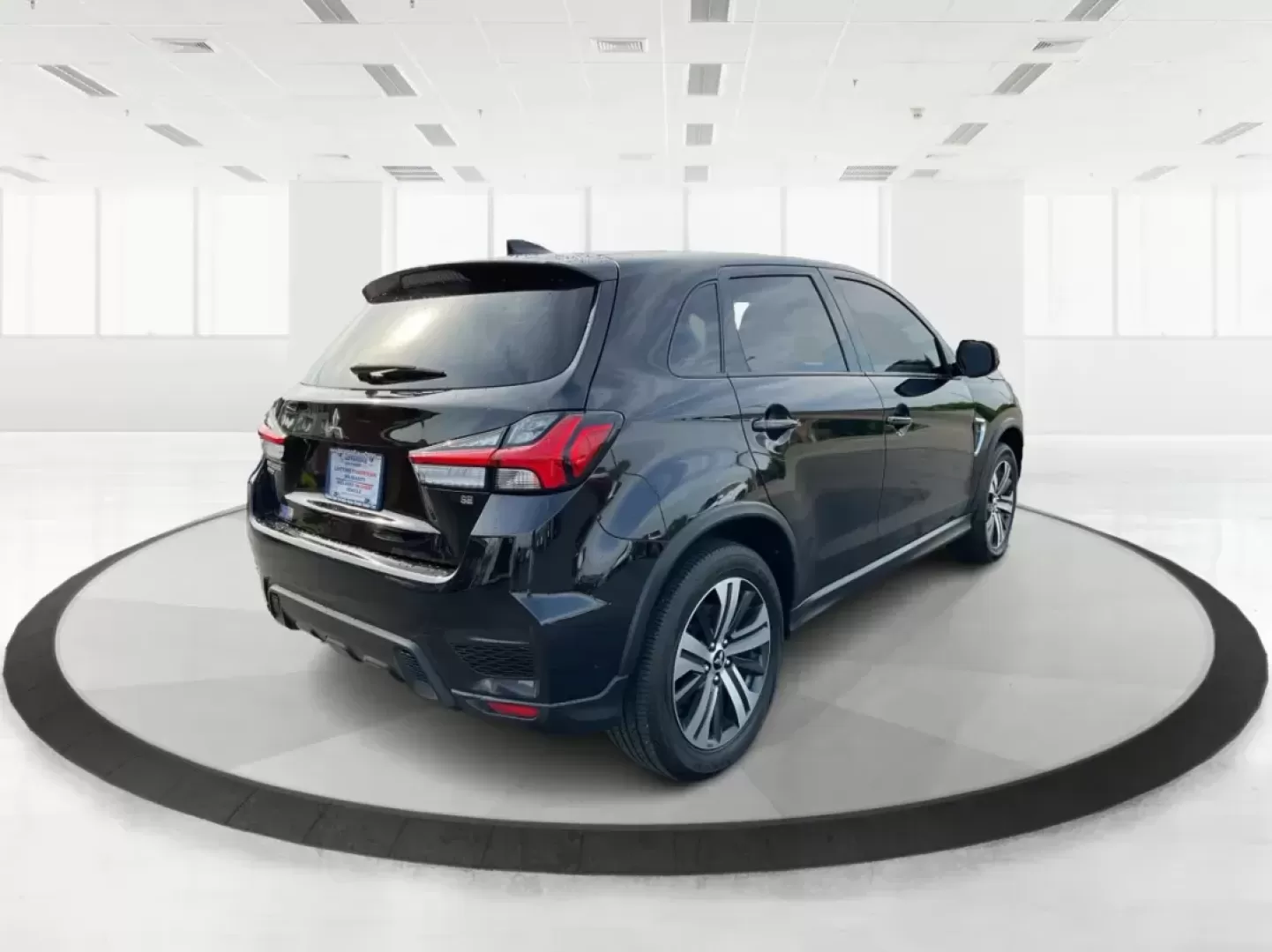 2020 Mitsubishi Outlander Sport 2.0 SE 4WD CVT (JA4AR3AU4LU) with an 2.0L L4 DOHC 16V engine, Continuously Variable Transmission transmission, located at 8750 N County Rd 25A, Piqua, OH, 45356, (937) 908-9800, 40.164391, -84.232513 - 2020 Mitsubishi Outlander Sport 2.0 SE 4WD CVT - Photo#2