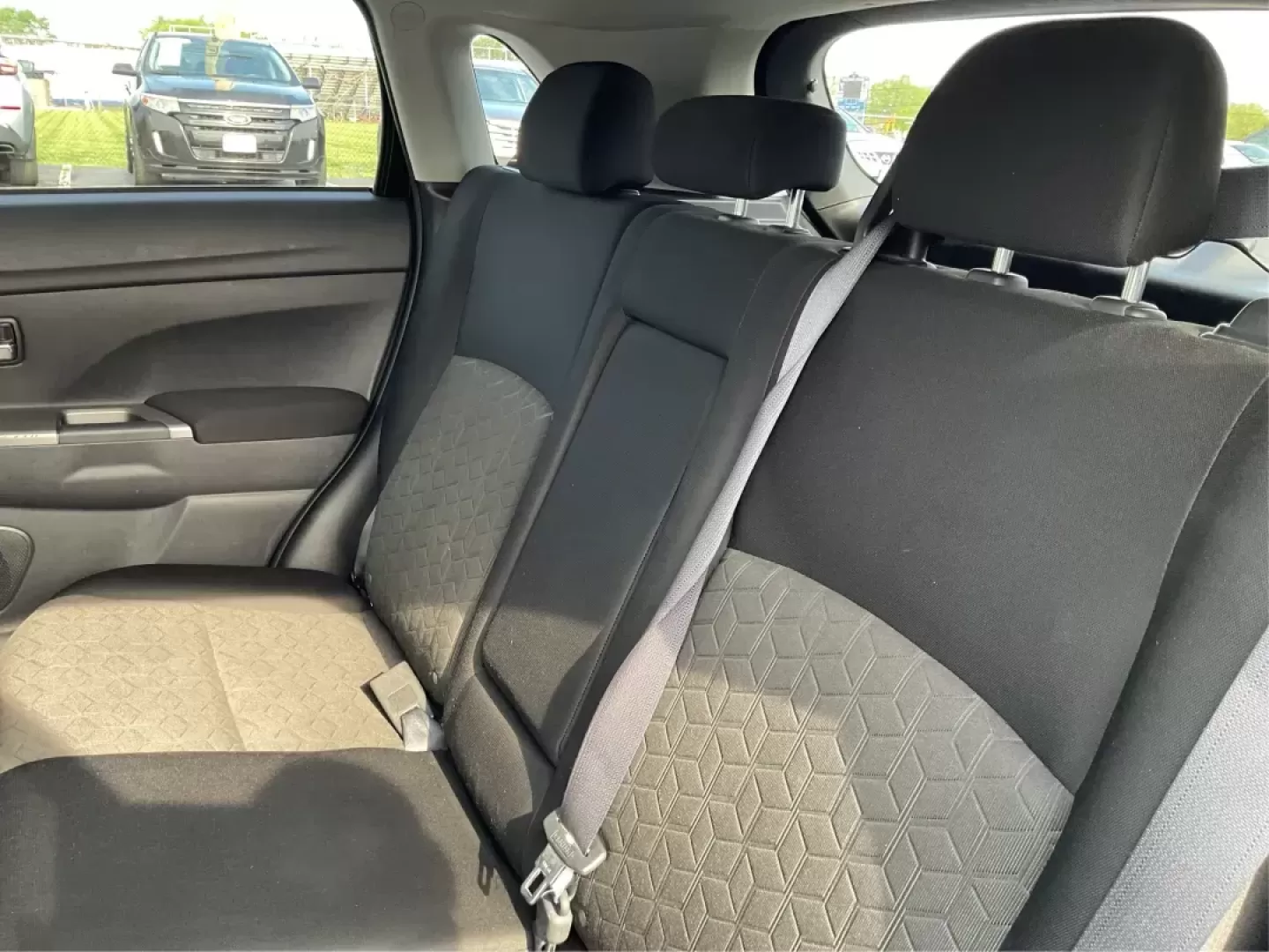 2020 Mitsubishi Outlander Sport 2.0 SE 4WD CVT (JA4AR3AU4LU) with an 2.0L L4 DOHC 16V engine, Continuously Variable Transmission transmission, located at 8750 N County Rd 25A, Piqua, OH, 45356, (937) 908-9800, 40.164391, -84.232513 - 2020 Mitsubishi Outlander Sport 2.0 SE 4WD CVT - Photo#9