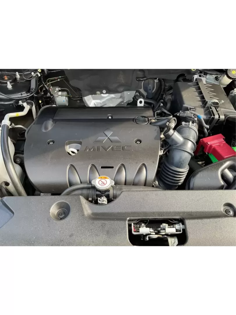 2020 Mitsubishi Outlander Sport 2.0 SE 4WD CVT (JA4AR3AU4LU) with an 2.0L L4 DOHC 16V engine, Continuously Variable Transmission transmission, located at 8750 N County Rd 25A, Piqua, OH, 45356, (937) 908-9800, 40.164391, -84.232513 - 2020 Mitsubishi Outlander Sport 2.0 SE 4WD CVT - Photo#10