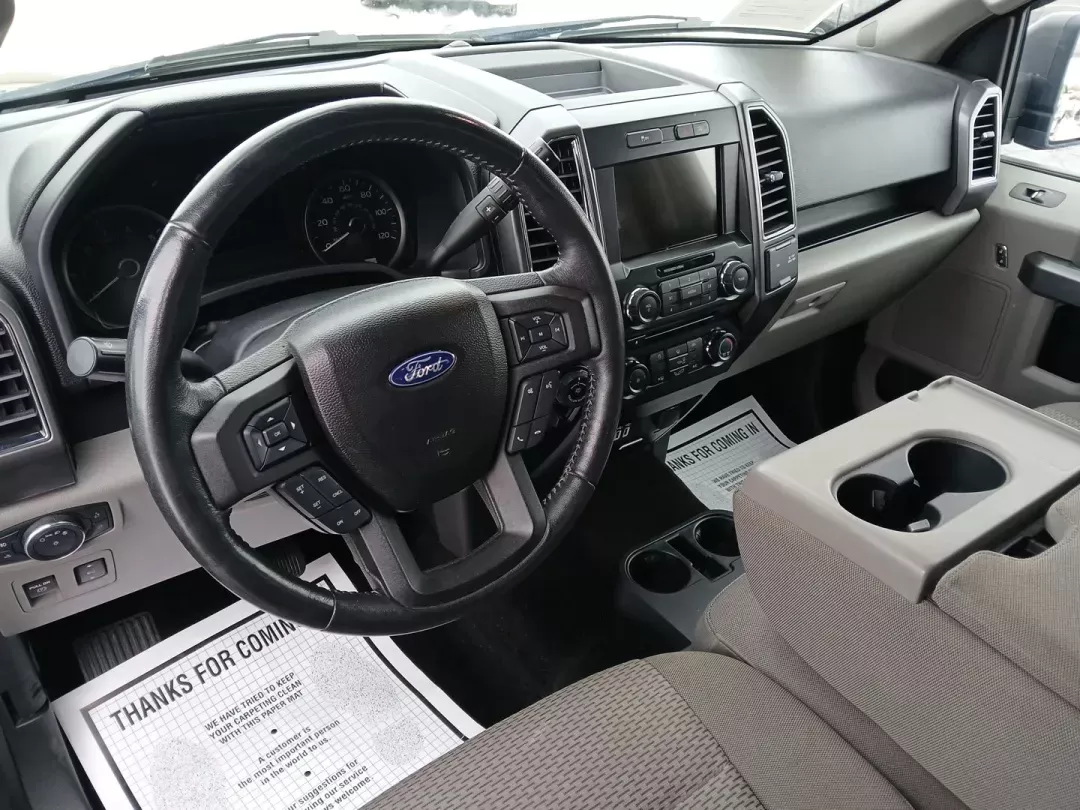 2018 Ford F-150 XLT SuperCrew 5.5-ft. Bed 4WD (1FTEW1E52JF) with an 5.0L V8 OHV 32V engine, 6-Speed Automatic transmission, located at 880 E. National Road, Vandalia, OH, 45377, (937) 908-9800, 39.891918, -84.183594 - One Owner - Photo#8