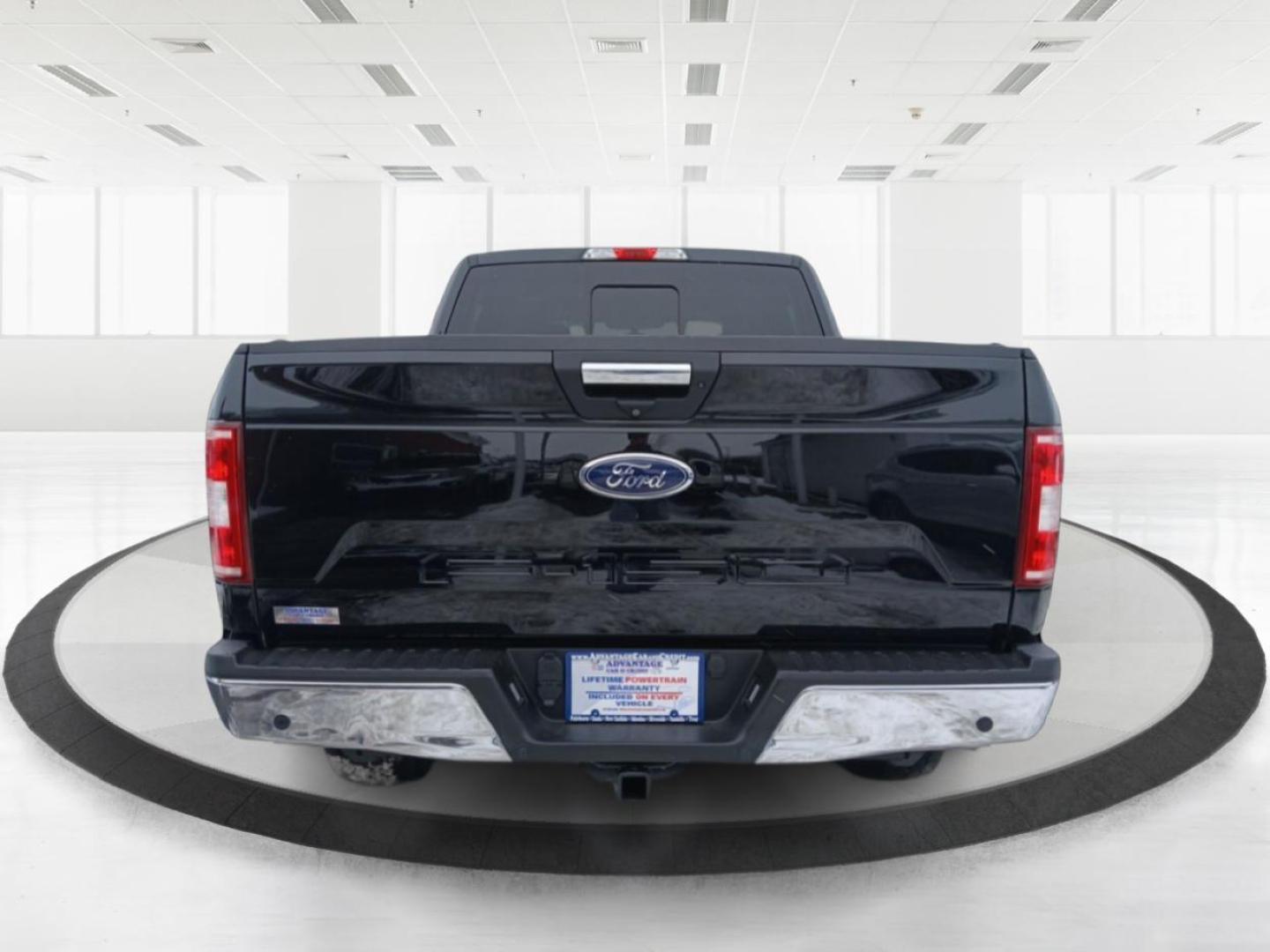 2018 Ford F-150 XLT SuperCrew 5.5-ft. Bed 4WD (1FTEW1E52JF) with an 5.0L V8 OHV 32V engine, 6-Speed Automatic transmission, located at 1184 Kauffman Ave, Fairborn, OH, 45324, (937) 908-9800, 39.807072, -84.030914 - Photo#3