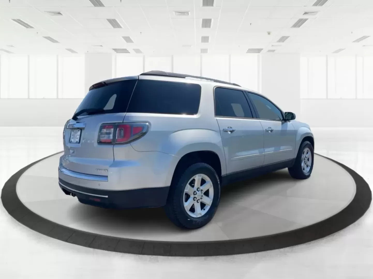 2014 GMC Acadia SLE-2 AWD (1GKKVPKD1EJ) with an 3.6L V6 DOHC 24V engine, 6-Speed Automatic transmission, located at 1099 N County Rd 25A, Troy, OH, 45373, (937) 908-9800, 40.057079, -84.212883 - Photo#2