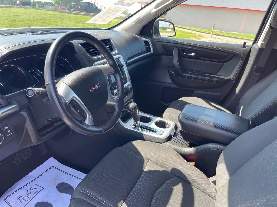 2014 GMC Acadia SLE-2 AWD (1GKKVPKD1EJ) with an 3.6L V6 DOHC 24V engine, 6-Speed Automatic transmission, located at 1099 N County Rd 25A , Troy, OH, 45373, (937) 908-9800, 40.057079, -84.212883 - Photo#8