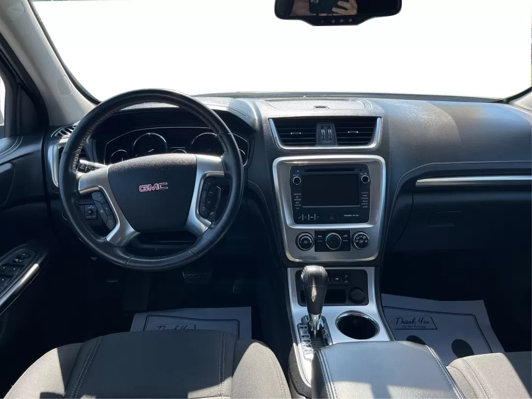 2014 GMC Acadia SLE-2 AWD (1GKKVPKD1EJ) with an 3.6L V6 DOHC 24V engine, 6-Speed Automatic transmission, located at 1099 N County Rd 25A , Troy, OH, 45373, (937) 908-9800, 40.057079, -84.212883 - Photo#20