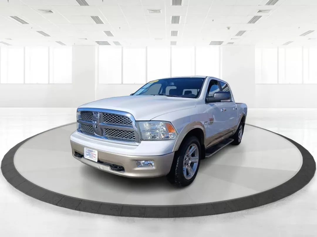 2012 Ram 1500 Laramie Longhorn Edition Crew Cab 4WD (1C6RD7PT8CS) with an 5.7L V8 OHV 16V engine, 6-Speed Automatic transmission, located at 4508 South Dixie Dr, Moraine, OH, 45439, (937) 908-9800, 39.689976, -84.218452 - 2012 Ram 1500 Laramie Longhorn Edition Crew Cab 4WD - Photo#7