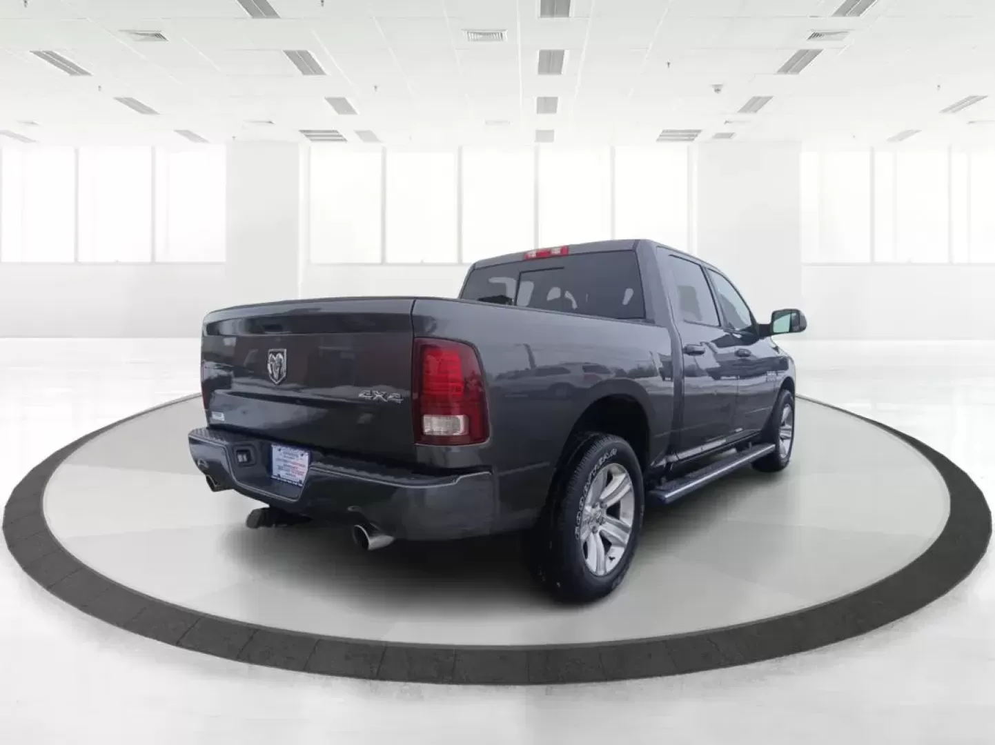 2016 Ram 1500 Sport Crew Cab SWB 4WD (1C6RR7MT8GS) with an 5.7L V8 OHV 16V engine, 8-Speed Automatic transmission, located at 401 Woodman Dr, Riverside, OH, 45431, (937) 908-9800, 39.760899, -84.123421 - 2016 Ram 1500 Sport Crew Cab SWB 4WD - Photo#2