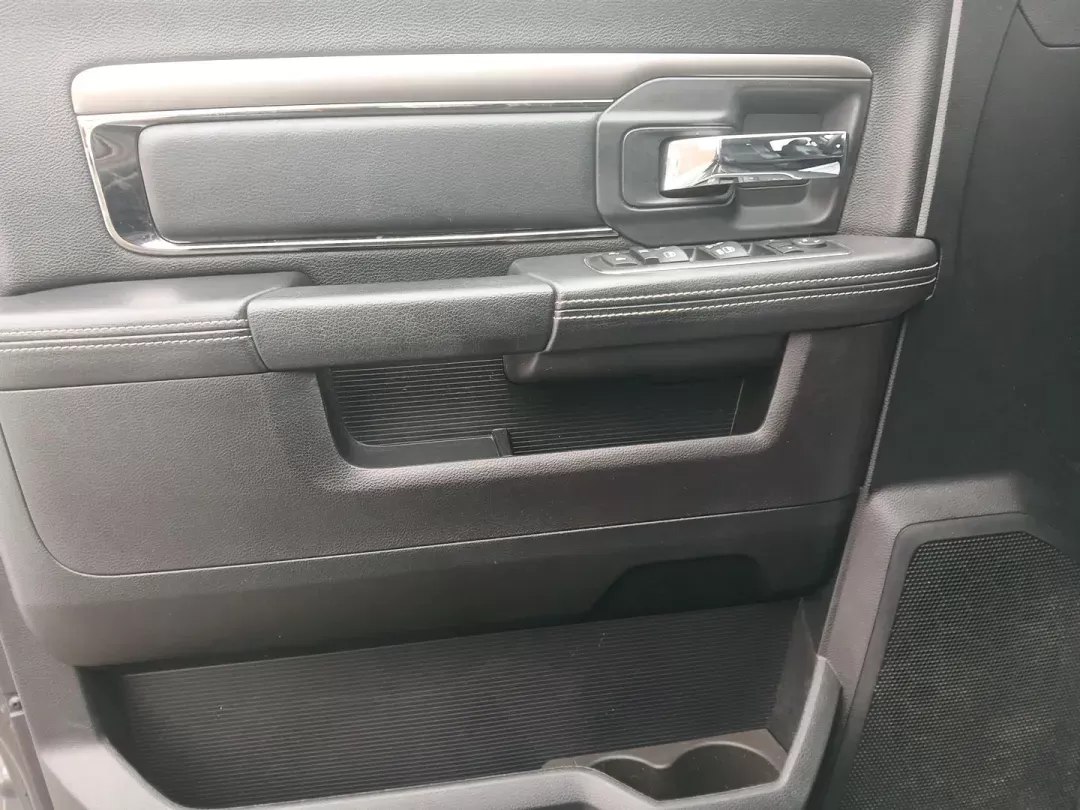 2016 Ram 1500 Sport Crew Cab SWB 4WD (1C6RR7MT8GS) with an 5.7L V8 OHV 16V engine, 8-Speed Automatic transmission, located at 8750 N County Rd 25A, Piqua, OH, 45356, (937) 908-9800, 40.164391, -84.232513 - Photo#17