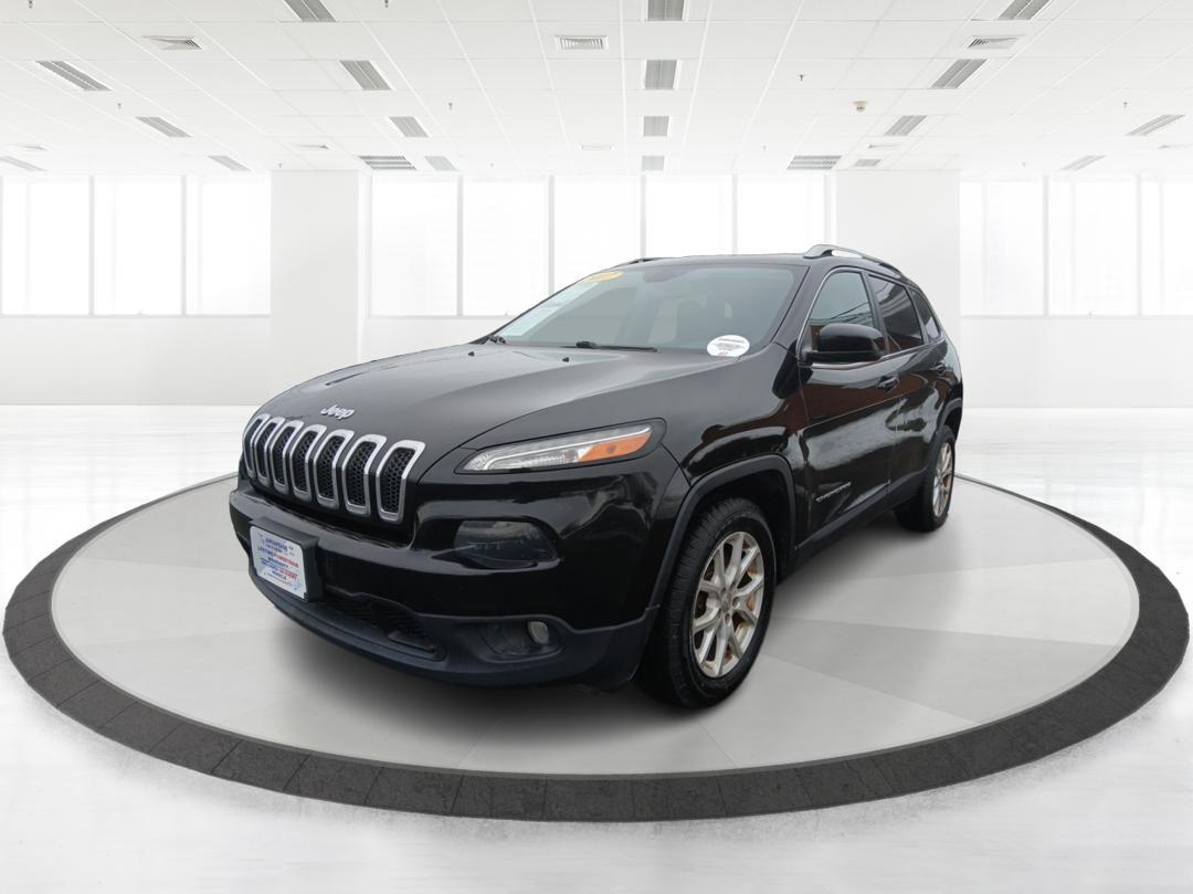 2017 Jeep Cherokee Latitude FWD (1C4PJLCB9HD) with an 2.4L L4 DOHC 16V engine, 9-Speed Automatic transmission, located at 401 Woodman Dr, Riverside, OH, 45431, (937) 908-9800, 39.760899, -84.123421 - 2017 Jeep Cherokee Latitude FWD - Photo#7