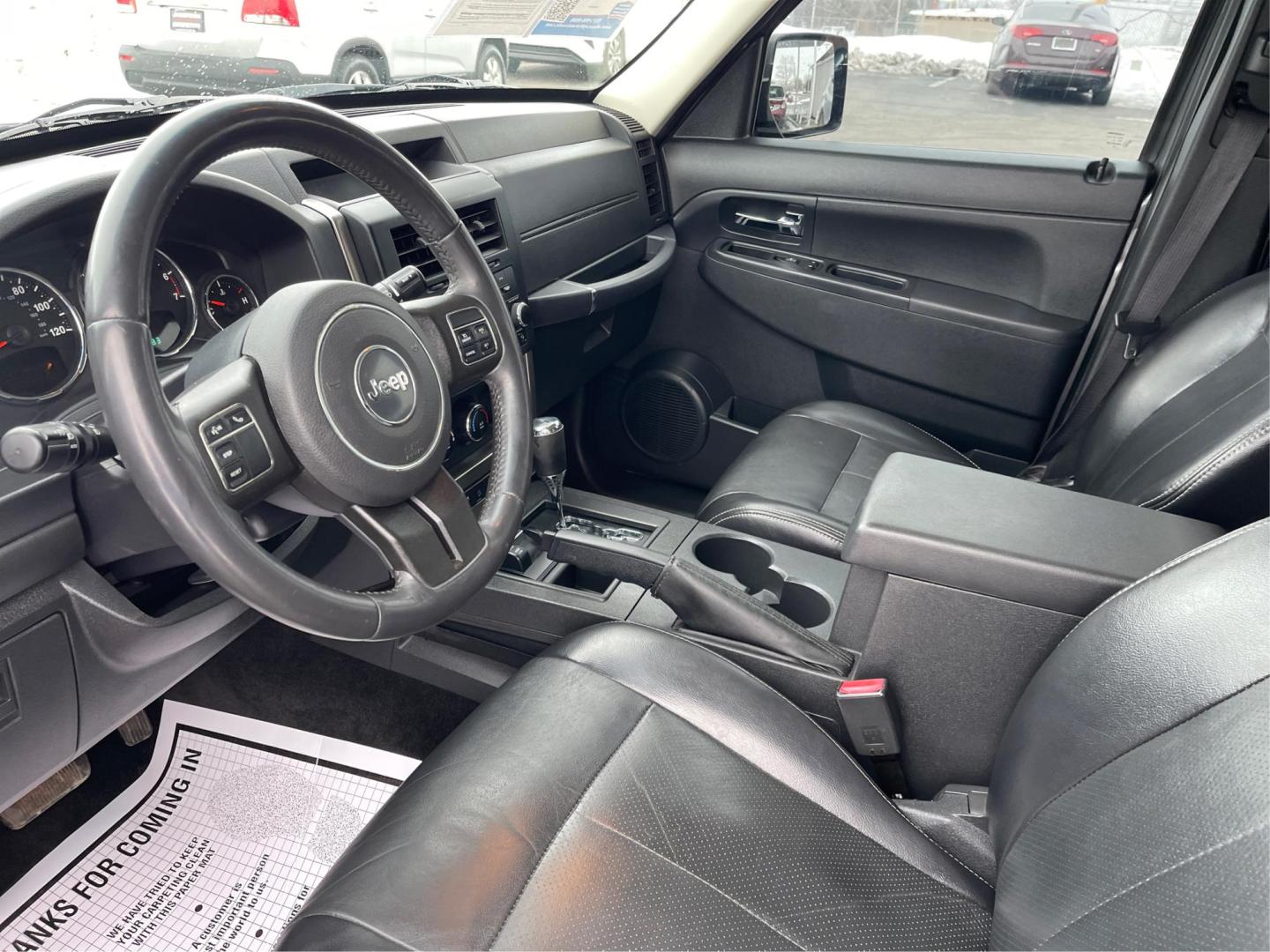 2012 Jeep Liberty Sport 4WD (1C4PJMAK8CW) with an 3.7L V6 SOHC 12V engine, 4-Speed Automatic transmission, located at 1184 Kauffman Ave, Fairborn, OH, 45324, (937) 908-9800, 39.807072, -84.030914 - Photo#8