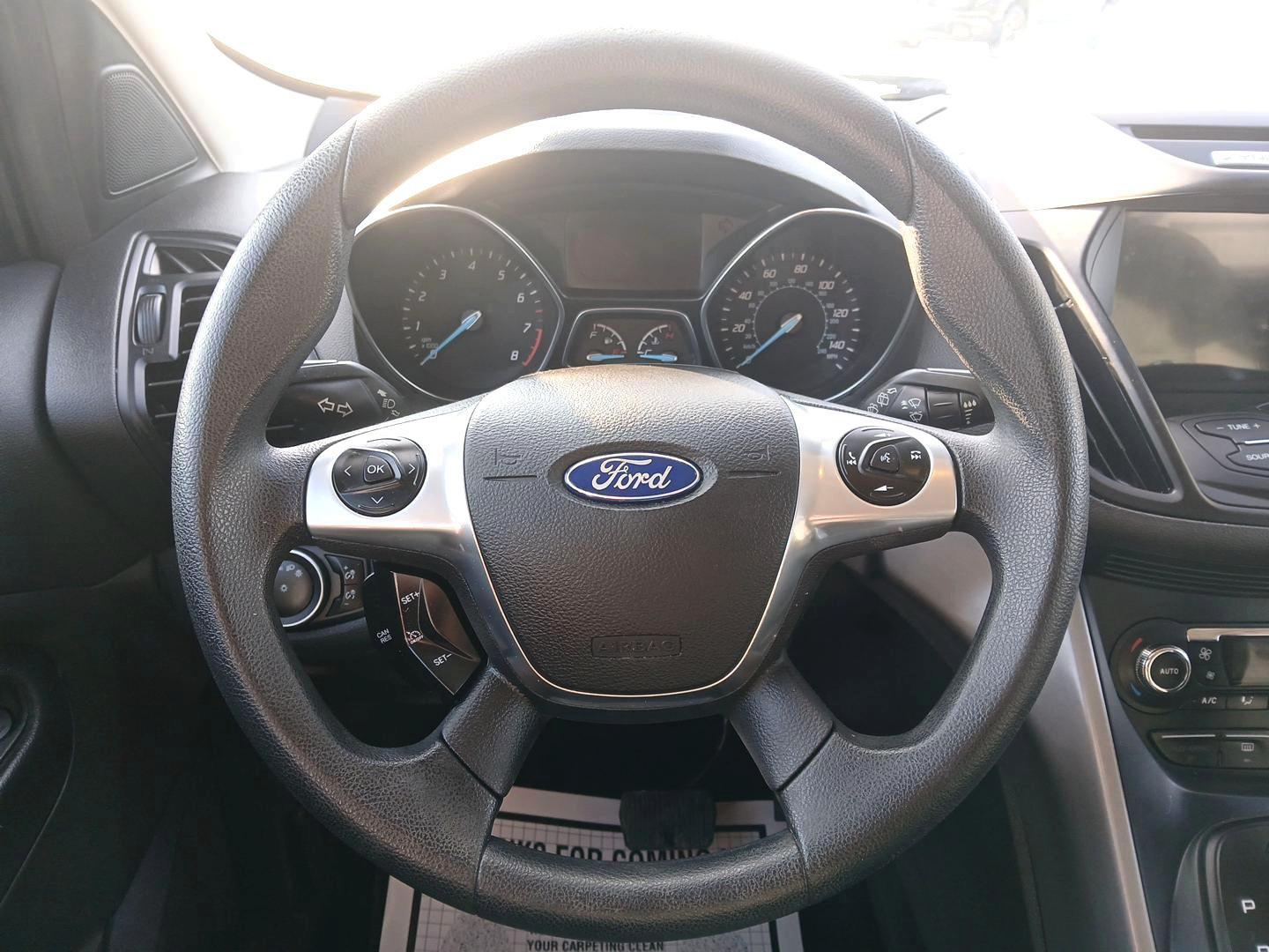 2016 Ford Escape SE 4WD (1FMCU9G91GU) with an 2.0L L4 DOHC 16V engine, 6-Speed Automatic transmission, located at 4508 South Dixie Dr, Moraine, OH, 45439, (937) 908-9800, 39.689976, -84.218452 - Photo#15