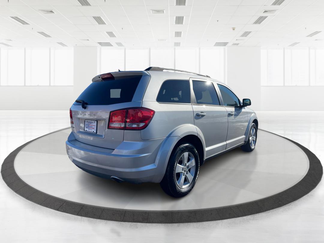 2013 Dodge Journey SE (3C4PDCAB8DT) with an 2.4L L4 DOHC 16V engine, 4-Speed Automatic transmission, located at 1184 Kauffman Ave, Fairborn, OH, 45324, (937) 908-9800, 39.807072, -84.030914 - 2013 Dodge Journey SE - Photo#2