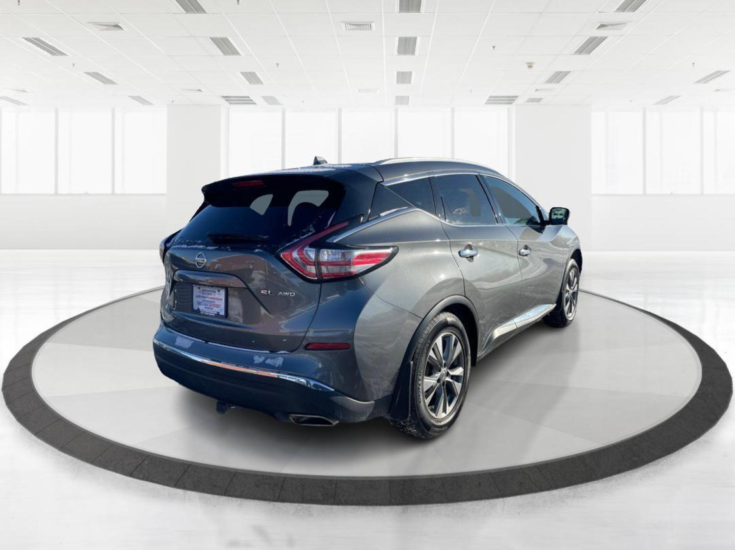 2018 Nissan Murano SL AWD (5N1AZ2MH4JN) with an 3.5L V6 DOHC 24V engine, Continuously Variable Transmission transmission, located at 1230 East Main St, Xenia, OH, 45385, (937) 908-9800, 39.688026, -83.910172 - Photo#2