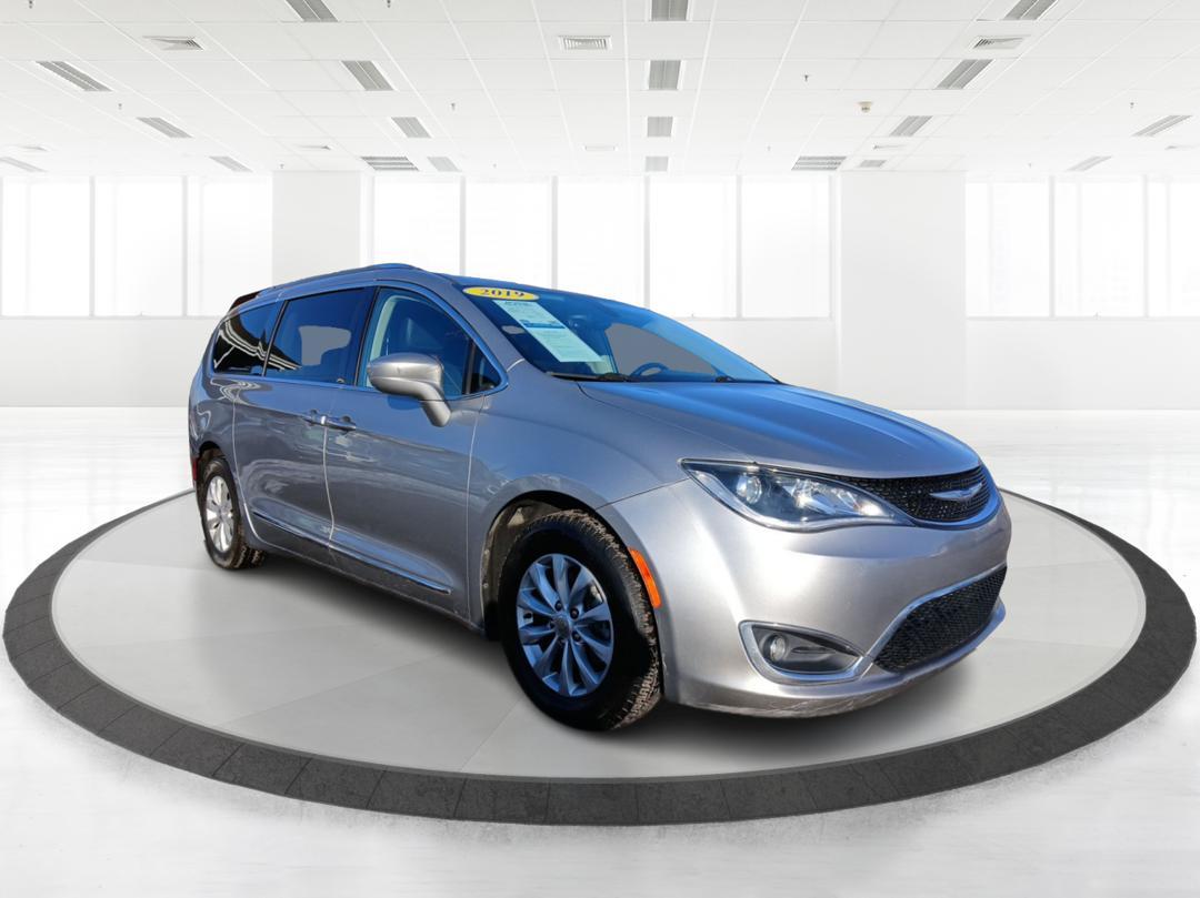 2019 Chrysler Pacifica Touring-L