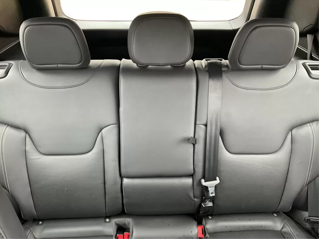 2016 Jeep Renegade Limited (ZACCJADT7GP) with an Tigershark MultiAir 2.4L I-4 variable valve contro engine, located at 880 E. National Road, Vandalia, OH, 45377, (937) 908-9800, 39.891918, -84.183594 - Photo#13