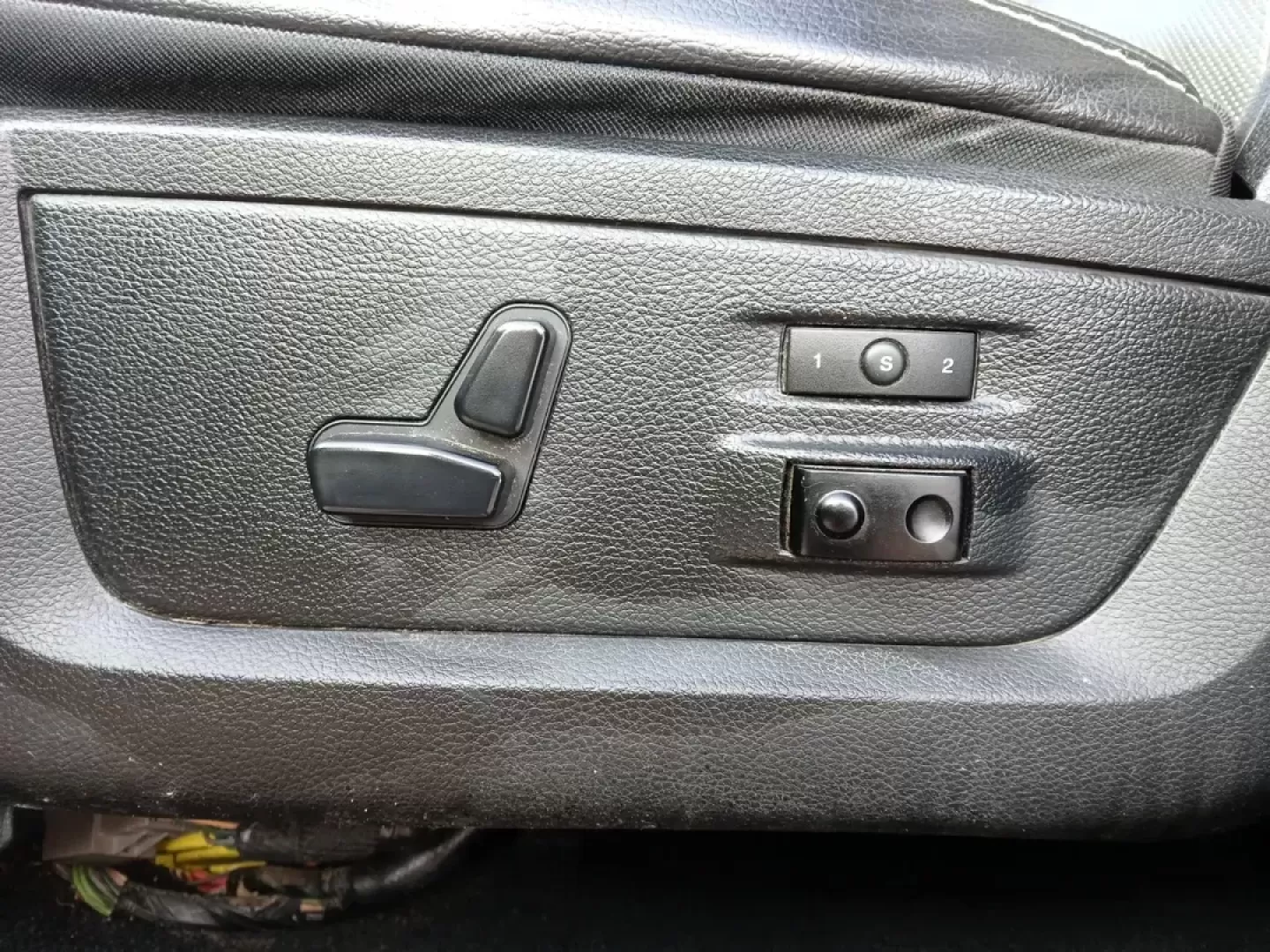 2016 Ram 1500 Laramie (1C6RR7NT4GS) with an Other engine, located at 401 Woodman Dr, Riverside, OH, 45431, (937) 908-9800, 39.760899, -84.123421 - Photo#17