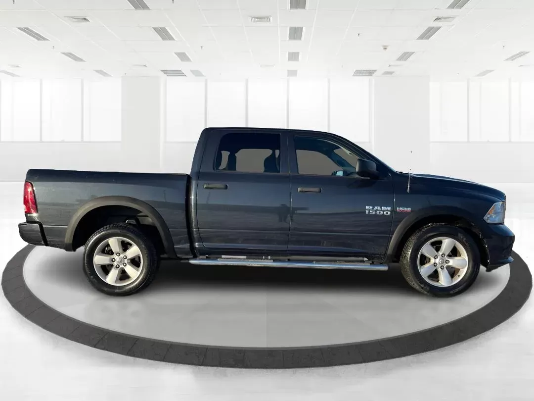 2014 Ram 1500 Tradesman Crew Cab SWB 4WD (3C6RR7KT8EG) with an 5.7L V8 OHV 16V engine, 8-Speed Automatic transmission, located at 1184 Kauffman Ave, Fairborn, OH, 45324, (937) 908-9800, 39.807072, -84.030914 - Photo#1