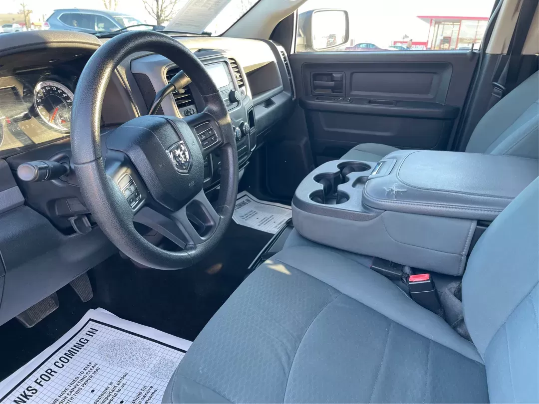 2014 Ram 1500 Tradesman Crew Cab SWB 4WD (3C6RR7KT8EG) with an 5.7L V8 OHV 16V engine, 8-Speed Automatic transmission, located at 1184 Kauffman Ave, Fairborn, OH, 45324, (937) 908-9800, 39.807072, -84.030914 - Photo#9