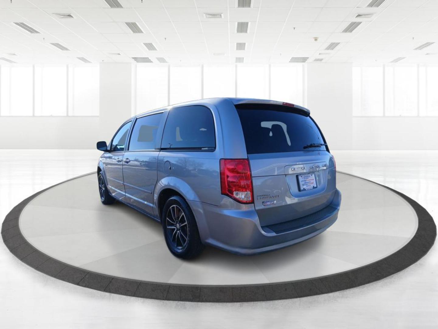 2015 Dodge Grand Caravan SE (2C4RDGBG8FR) with an Other engine, Automatic transmission, located at 1184 Kauffman Ave, Fairborn, OH, 45324, (937) 908-9800, 39.807072, -84.030914 - Photo#4