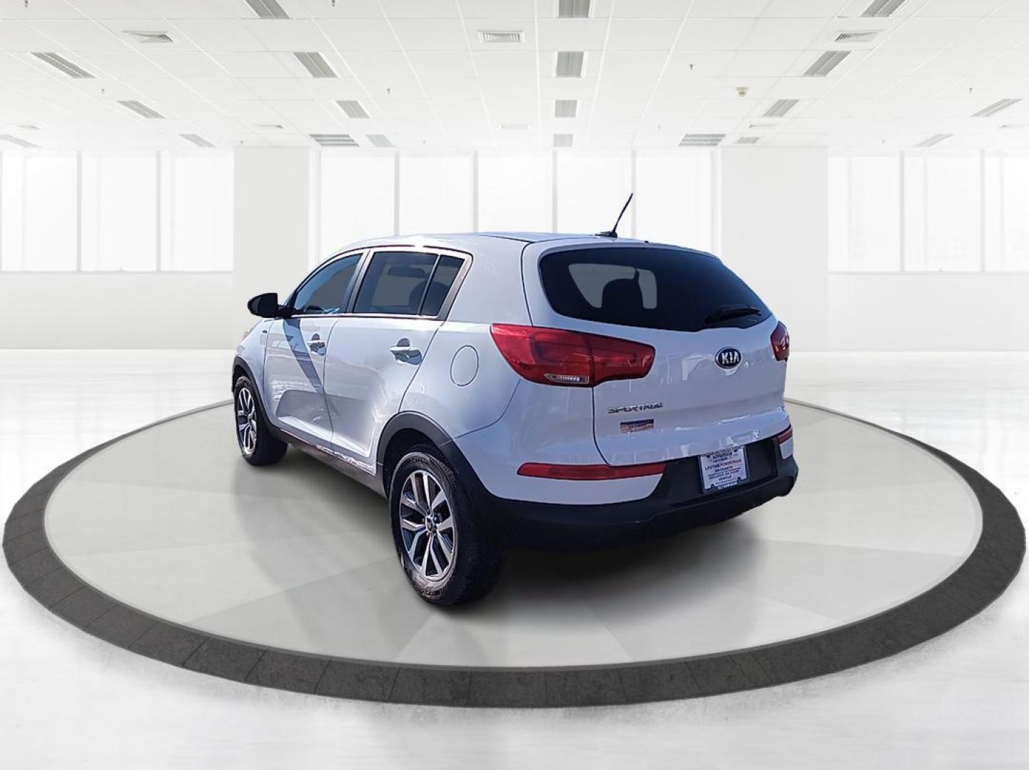 2015 Kia Sportage LX (KNDPBCACXF7) with an Other engine, located at 401 Woodman Dr, Riverside, OH, 45431, (937) 908-9800, 39.760899, -84.123421 - Photo#4