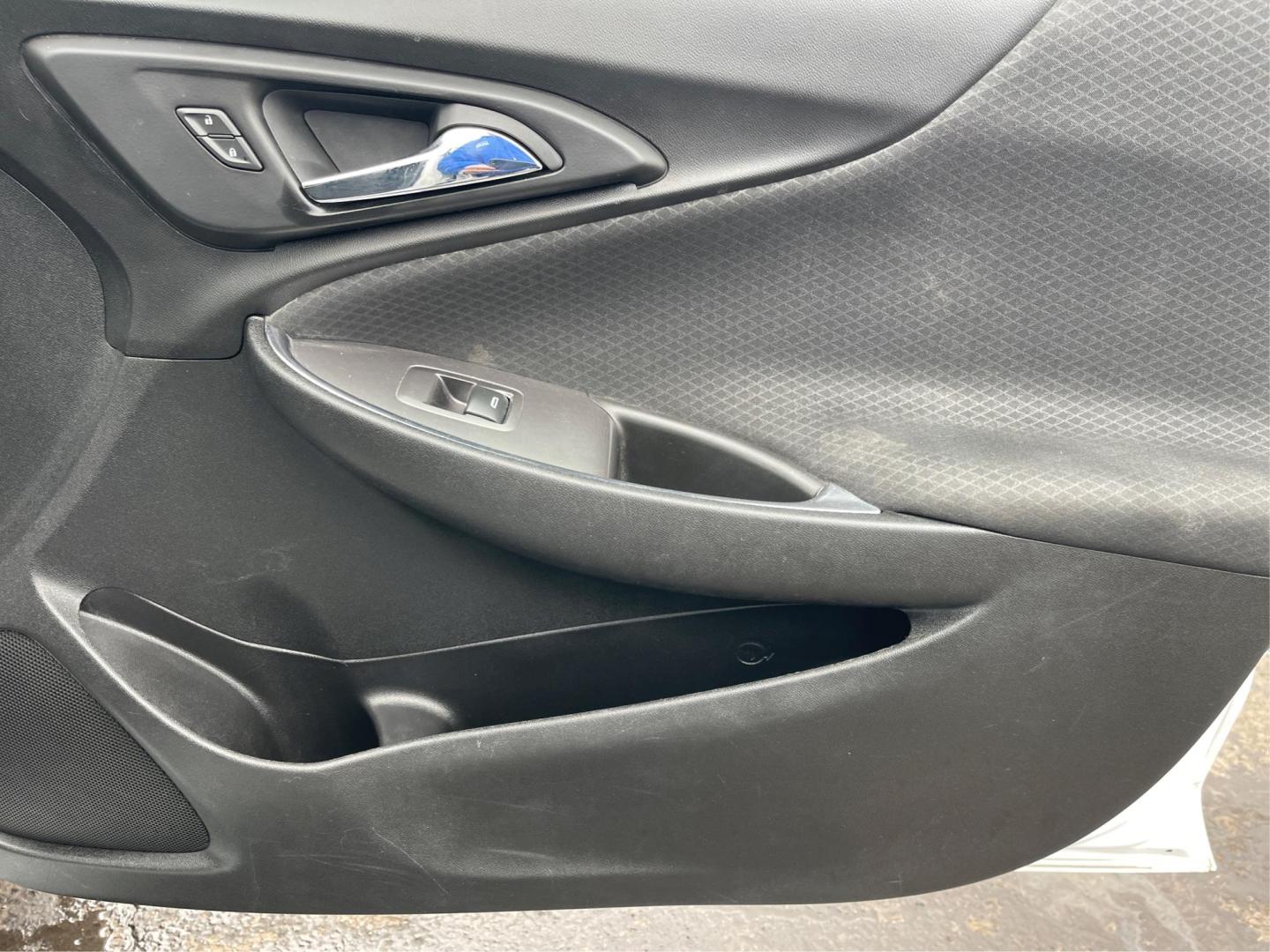 2018 Chevrolet Malibu LT (1G1ZD5ST4JF) with an Other engine, located at 1951 S Dayton Lakeview Rd., New Carlisle, OH, 45344, (937) 908-9800, 39.890999, -84.050255 - Photo#19