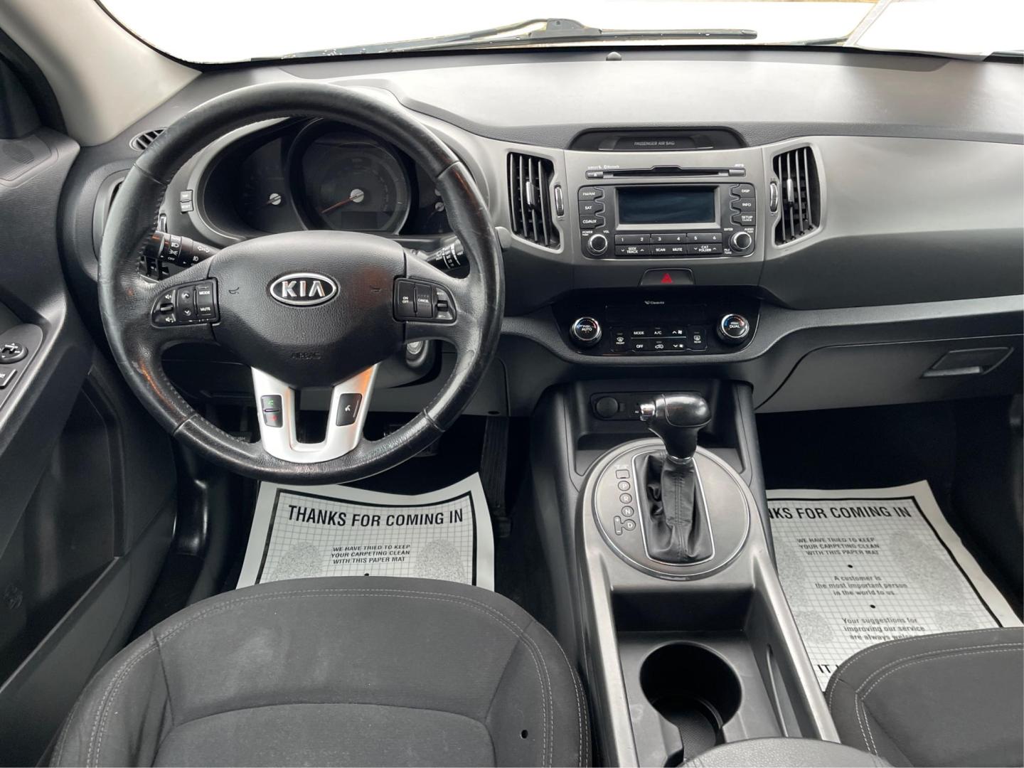 2011 Kia Sportage EX AWD (KNDPCCA29B7) with an 2.4L V6 DOHC 24V engine, 6-Speed Automatic transmission, located at 1184 Kauffman Ave, Fairborn, OH, 45324, (937) 908-9800, 39.807072, -84.030914 - Photo#20