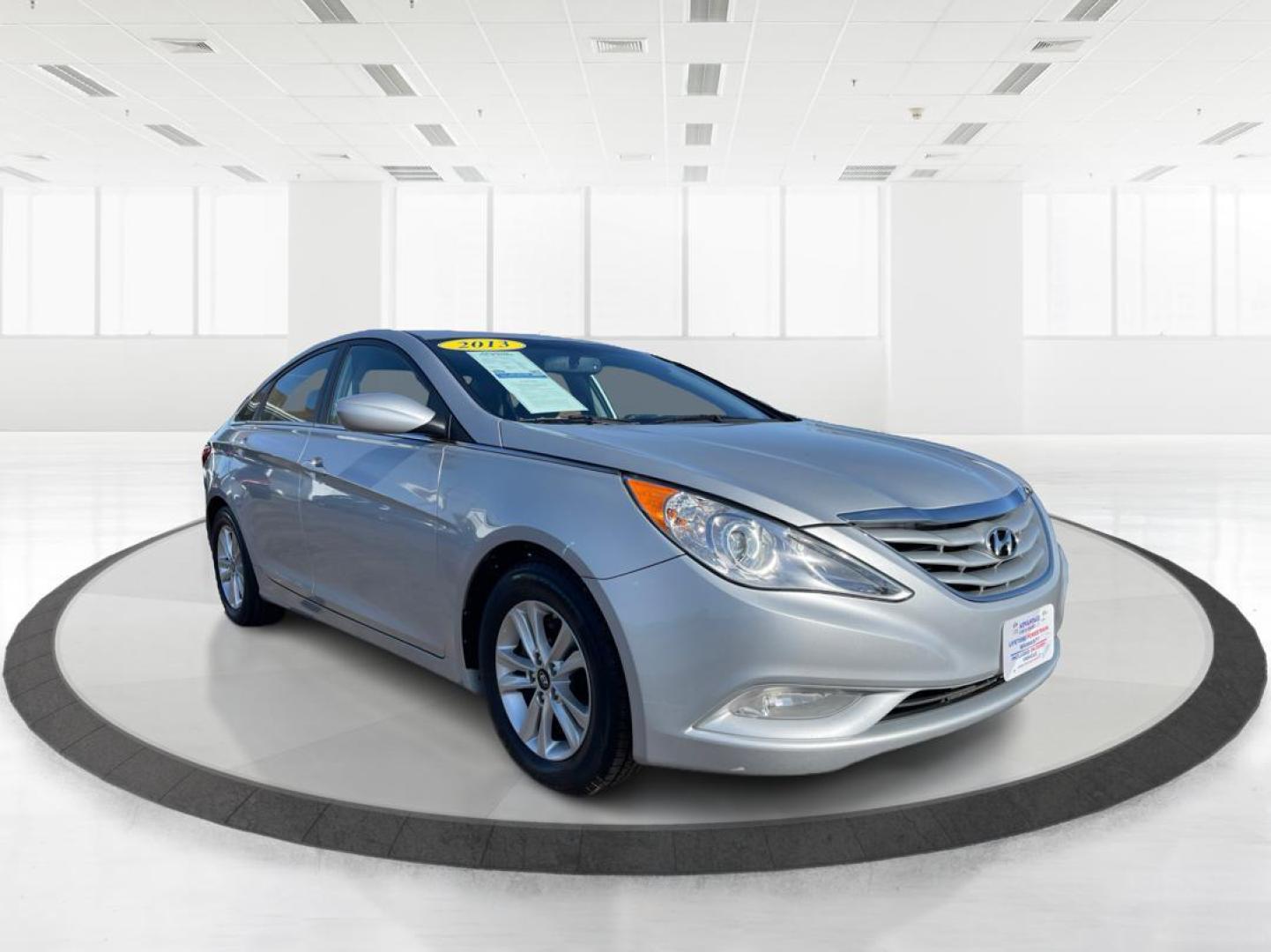 2013 Hyundai Sonata GLS (5NPEB4AC3DH) with an 2.4L L4 DOHC 16V engine, 6-Speed Automatic transmission, located at 880 E. National Road, Vandalia, OH, 45377, (937) 908-9800, 39.891918, -84.183594 - Photo#0