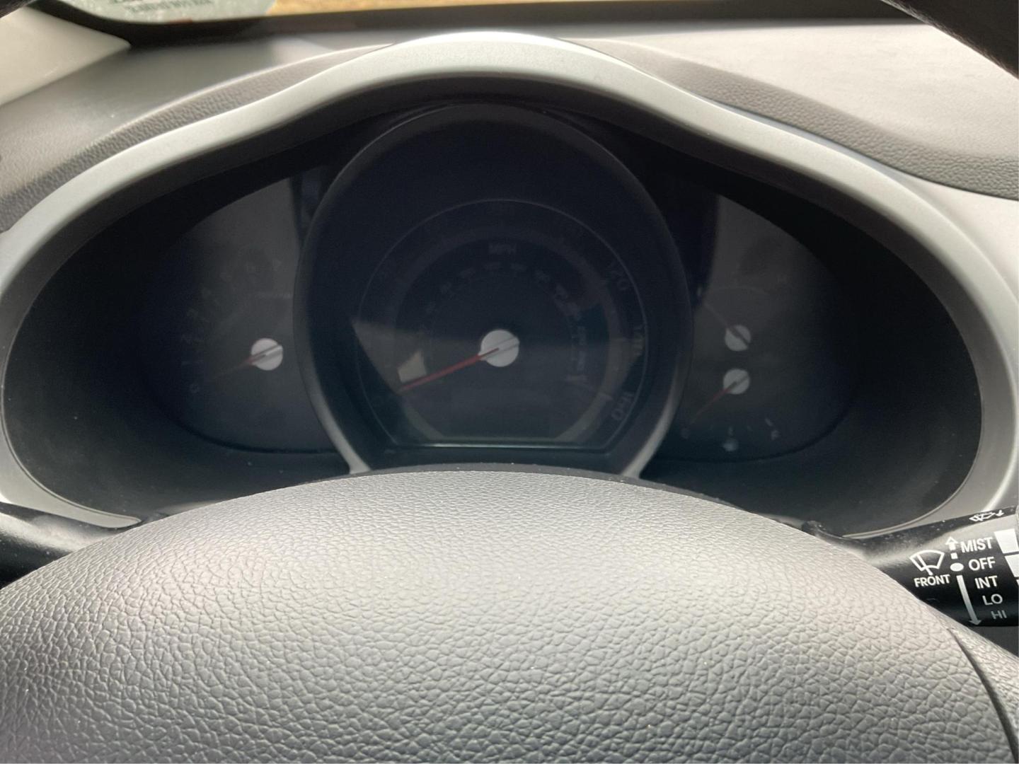 2015 Kia Sportage LX FWD (KNDPB3AC3F7) with an 2.4L V6 DOHC 24V engine, 6-Speed Automatic transmission, located at 1099 N County Rd 25A, Troy, OH, 45373, (937) 908-9800, 40.057079, -84.212883 - Photo#14
