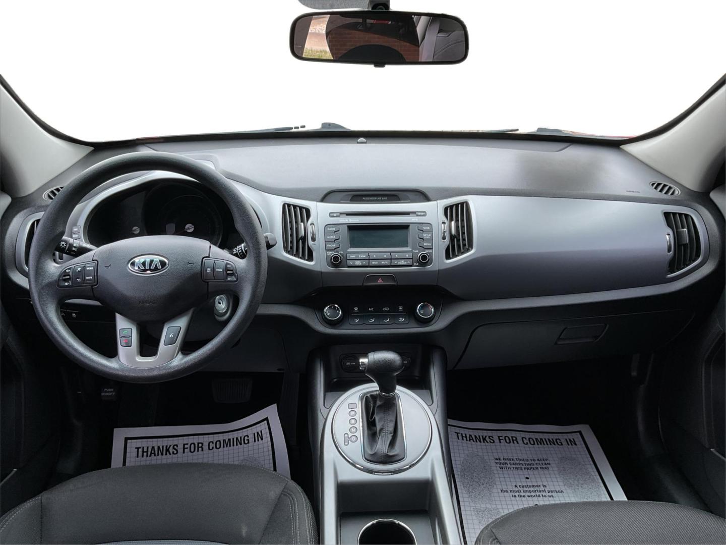 2015 Kia Sportage LX FWD (KNDPB3AC3F7) with an 2.4L V6 DOHC 24V engine, 6-Speed Automatic transmission, located at 1099 N County Rd 25A, Troy, OH, 45373, (937) 908-9800, 40.057079, -84.212883 - Photo#19
