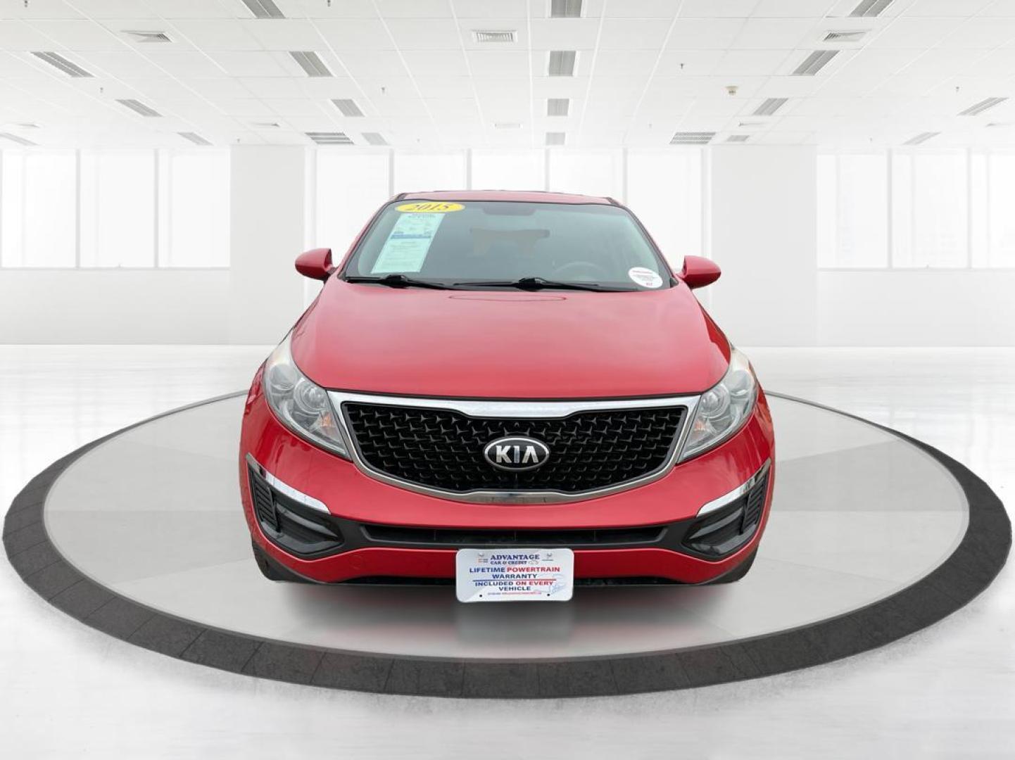 2015 Kia Sportage LX FWD (KNDPB3AC3F7) with an 2.4L V6 DOHC 24V engine, 6-Speed Automatic transmission, located at 1099 N County Rd 25A, Troy, OH, 45373, (937) 908-9800, 40.057079, -84.212883 - Photo#6
