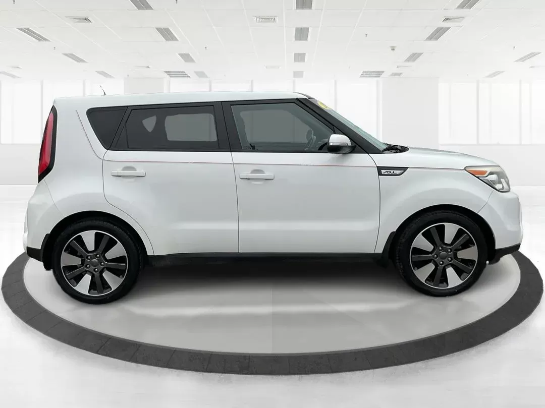 2015 Kia Soul ! (KNDJX3A56F7) with an Other engine, located at 8750 N County Rd 25A, Piqua, OH, 45356, (937) 908-9800, 40.164391, -84.232513 - Photo#1
