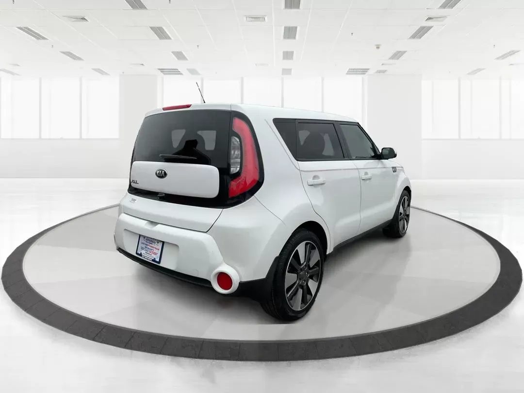 2015 Kia Soul ! (KNDJX3A56F7) with an Other engine, located at 8750 N County Rd 25A, Piqua, OH, 45356, (937) 908-9800, 40.164391, -84.232513 - Photo#2