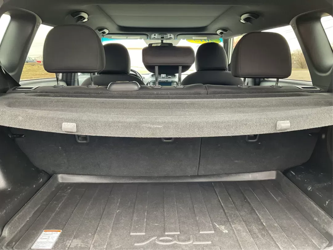 2015 Kia Soul ! (KNDJX3A56F7) with an Other engine, located at 8750 N County Rd 25A, Piqua, OH, 45356, (937) 908-9800, 40.164391, -84.232513 - Photo#12