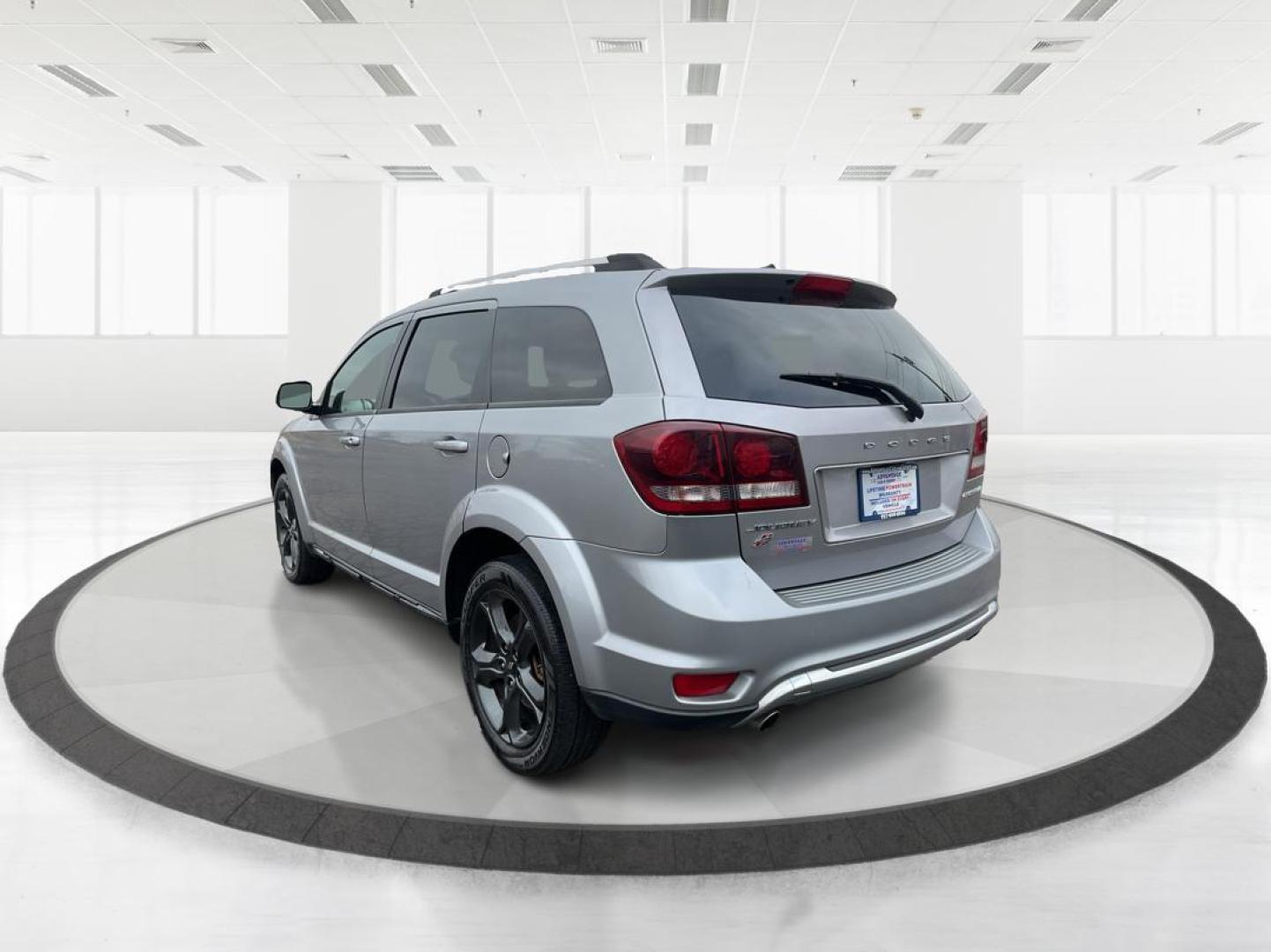 2018 Dodge Journey Crossroad (3C4PDDGG4JT) with an Other engine, located at 1184 Kauffman Ave, Fairborn, OH, 45324, (937) 908-9800, 39.807072, -84.030914 - Photo#4