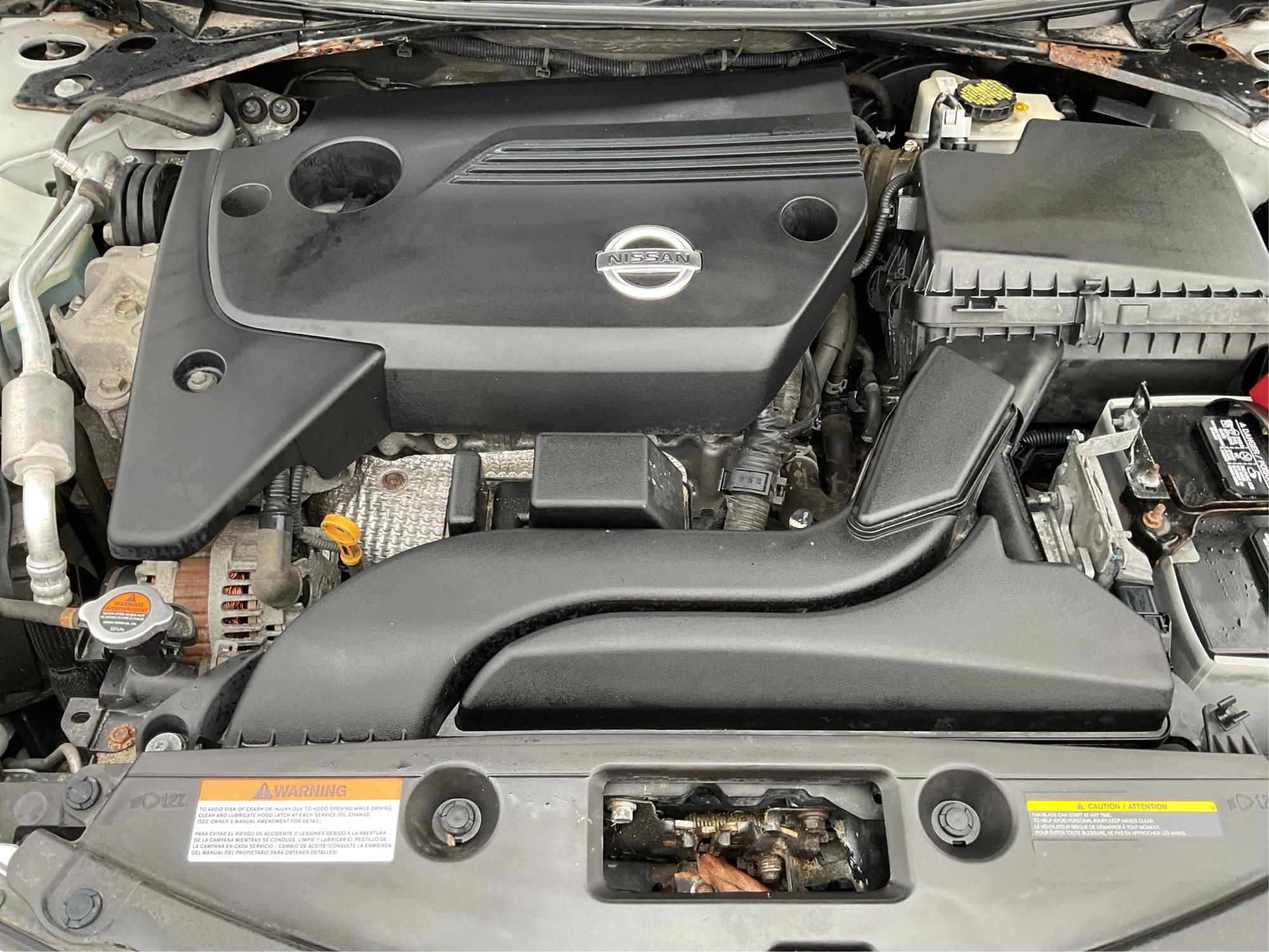 2015 Nissan Altima 2.5 S (1N4AL3AP8FC) with an Other engine, located at 1230 East Main St, Xenia, OH, 45385, (937) 908-9800, 39.688026, -83.910172 - Photo#10