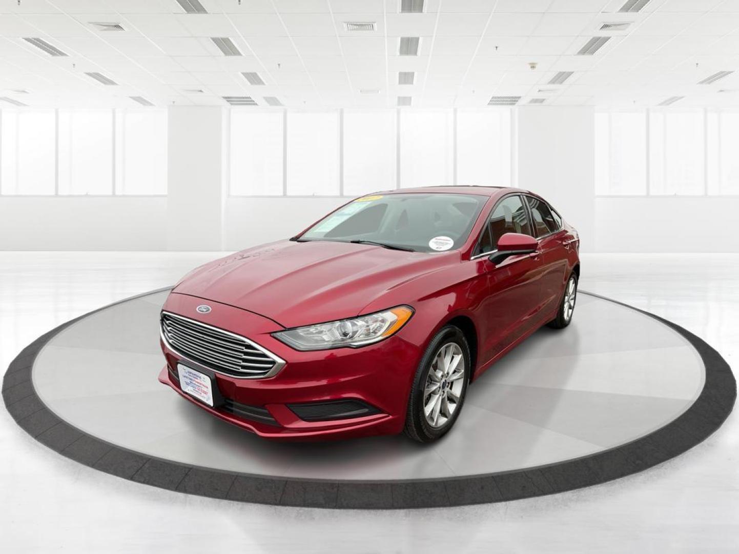 2017 Ford Fusion SE (3FA6P0H7XHR) with an Other engine, located at 4508 South Dixie Dr, Moraine, OH, 45439, (937) 908-9800, 39.689976, -84.218452 - 2017 Ford Fusion SE - Photo#7