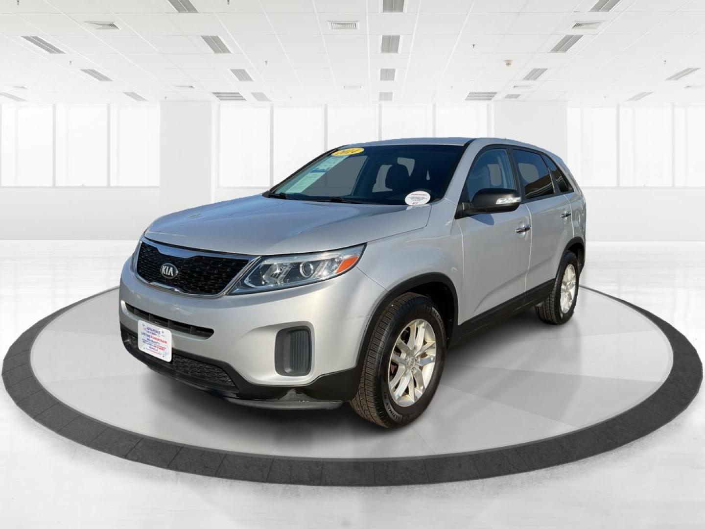 2014 Kia Sorento LX 2WD (5XYKT3A64EG) with an 2.4L L4 DOHC 16V engine, 6-Speed Automatic transmission, located at 1099 N County Rd 25A, Troy, OH, 45373, (937) 908-9800, 40.057079, -84.212883 - Photo#7