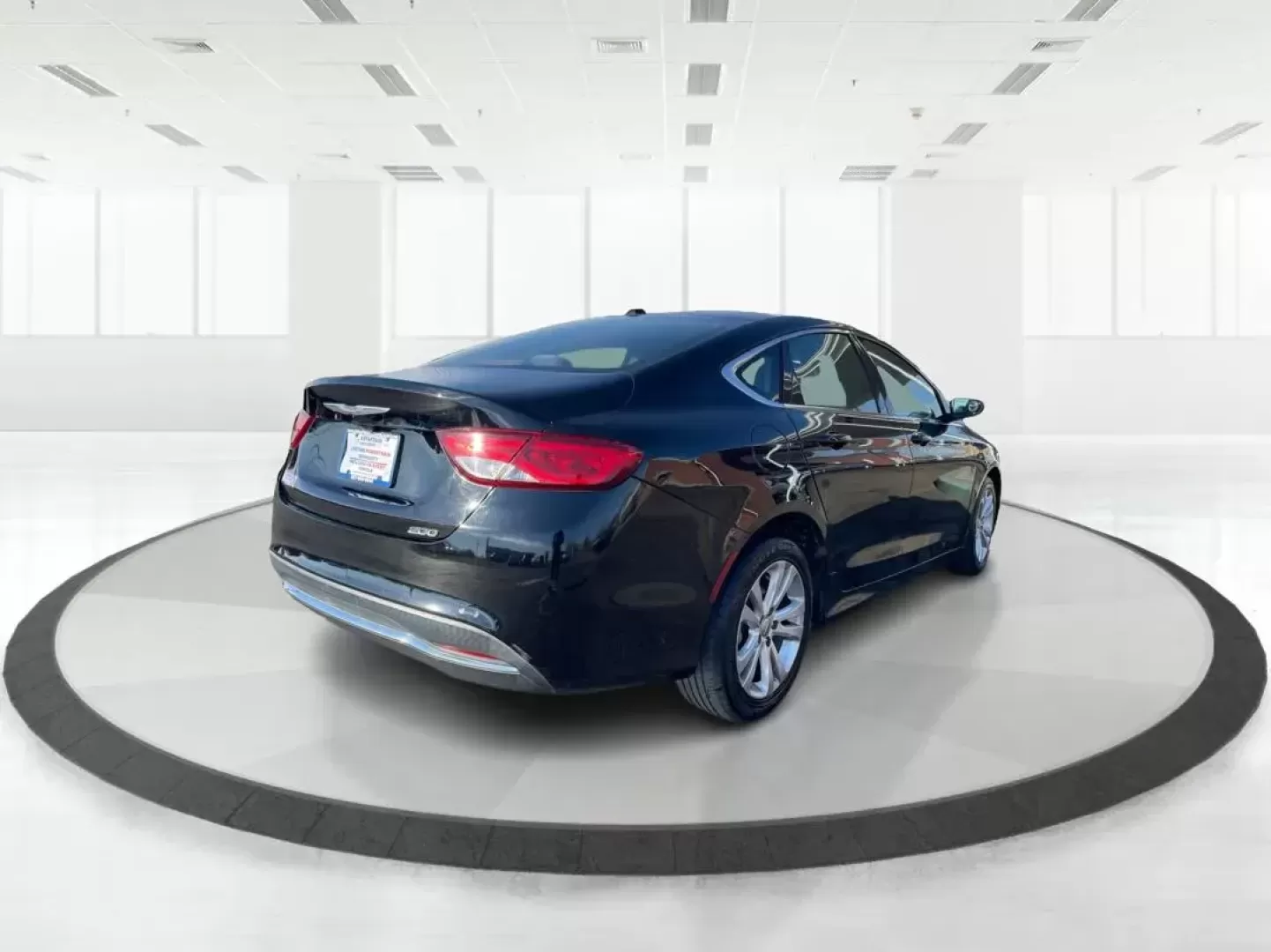 2015 Chrysler 200 Limited (1C3CCCAB8FN) with an Other engine, located at 1184 Kauffman Ave, Fairborn, OH, 45324, (937) 908-9800, 39.807072, -84.030914 - 2015 Chrysler 200 Limited - Photo#2