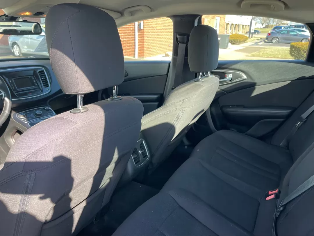 2015 Chrysler 200 Limited (1C3CCCAB8FN) with an Other engine, located at 1184 Kauffman Ave, Fairborn, OH, 45324, (937) 908-9800, 39.807072, -84.030914 - 2015 Chrysler 200 Limited - Photo#9