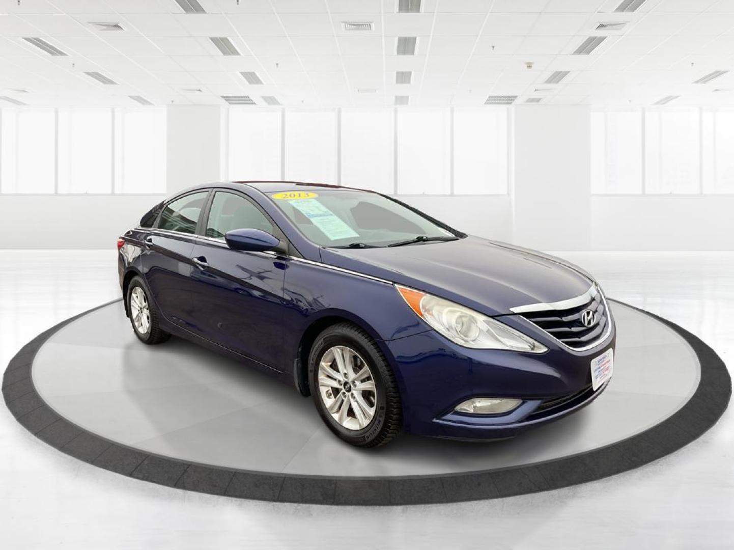 2013 Hyundai Sonata GLS (5NPEB4AC5DH) with an 2.4L I-4 gasoline direct injection engine, located at 1184 Kauffman Ave, Fairborn, OH, 45324, (937) 908-9800, 39.807072, -84.030914 - 2013 Hyundai Sonata GLS - Photo#0