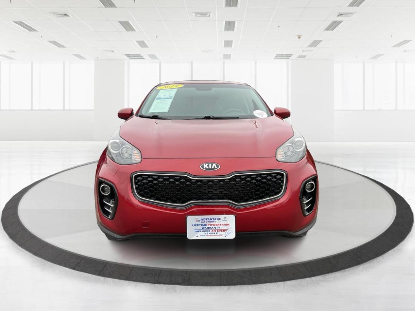 2019 Kia Sportage LX (KNDPMCAC8K7) with an Theta II 2.4L I-4 gasoline direct injection engine, located at 8750 N County Rd 25A, Piqua, OH, 45356, (937) 908-9800, 40.164391, -84.232513 - Photo#5