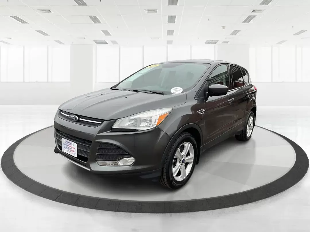 2016 Ford Escape SE 4WD (1FMCU9G98GU) with an Other engine, located at 1230 East Main St, Xenia, OH, 45385, (937) 908-9800, 39.688026, -83.910172 - 2016 Ford Escape SE 4WD - Photo#7