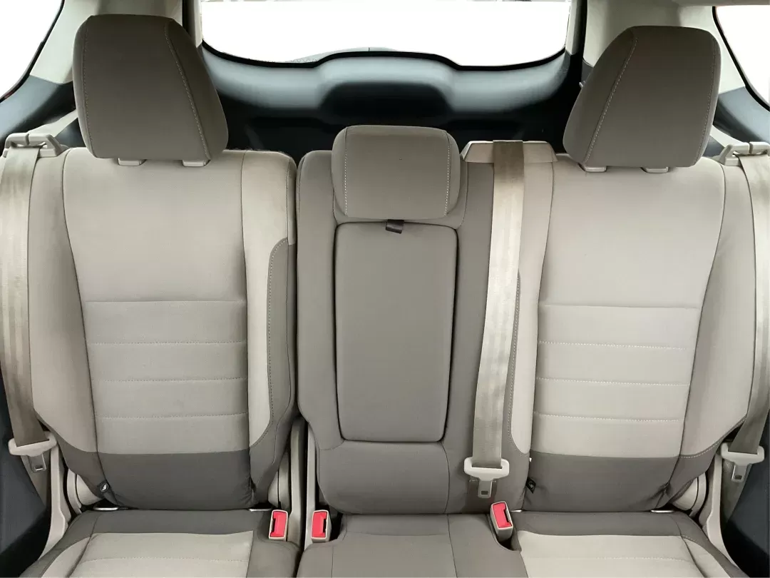 2016 Ford Escape SE 4WD (1FMCU9G98GU) with an Other engine, located at 1230 East Main St, Xenia, OH, 45385, (937) 908-9800, 39.688026, -83.910172 - 2016 Ford Escape SE 4WD - Photo#13