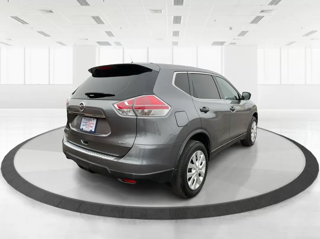 2016 Nissan Rogue S AWD (KNMAT2MV4GP) with an 2.5L L4 DOHC 16V engine, Continuously Variable Transmission transmission, located at 1184 Kauffman Ave, Fairborn, OH, 45324, (937) 908-9800, 39.807072, -84.030914 - Photo#2