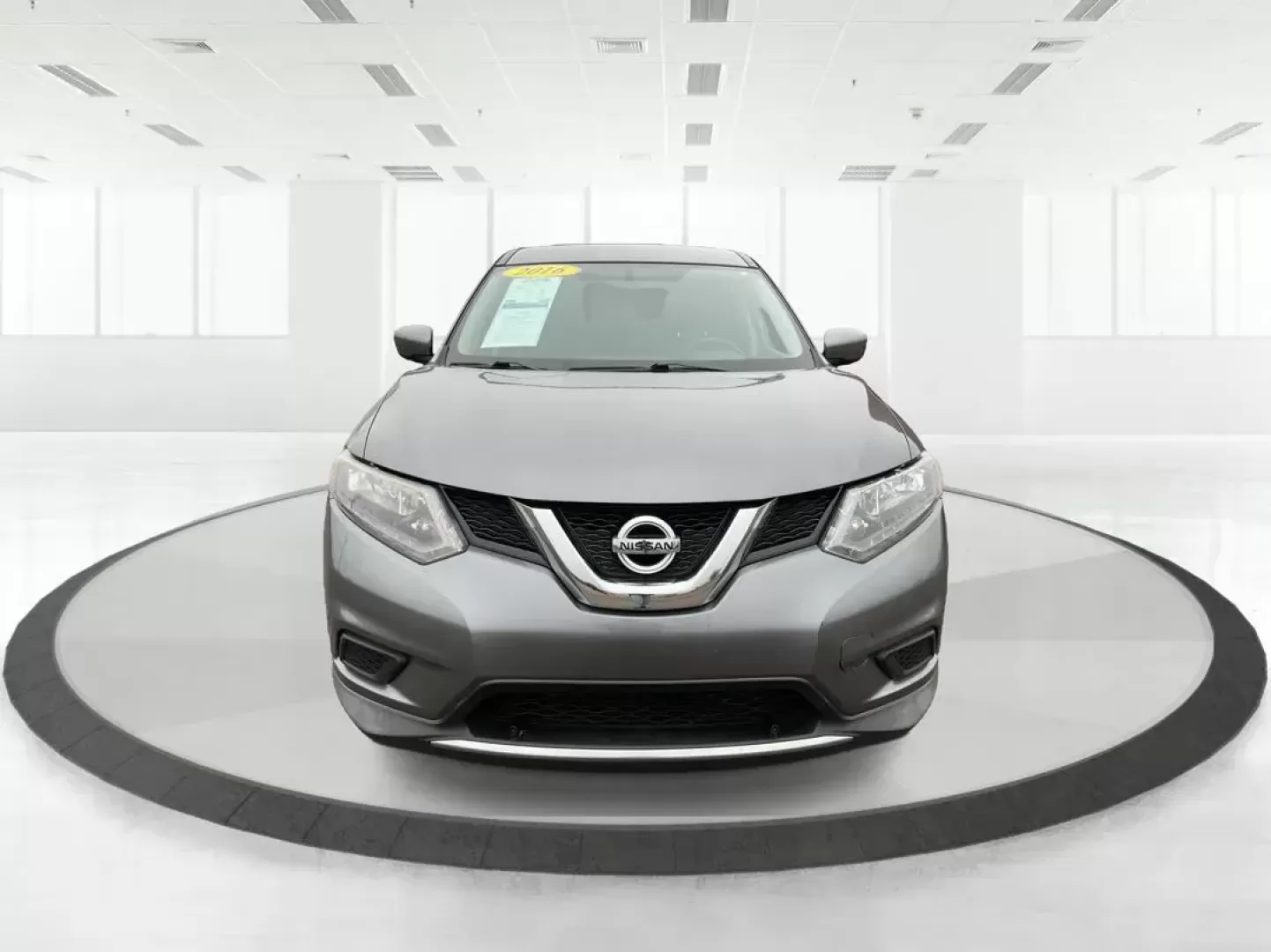 2016 Nissan Rogue S AWD (KNMAT2MV4GP) with an 2.5L L4 DOHC 16V engine, Continuously Variable Transmission transmission, located at 1184 Kauffman Ave, Fairborn, OH, 45324, (937) 908-9800, 39.807072, -84.030914 - Photo#6