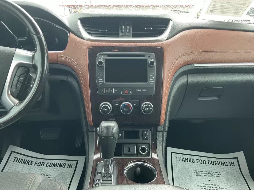 2017 Chevrolet Traverse 1LT (1GNKVGKD0HJ) with an 3.6L V-6 gasoline direct injection engine, located at 1099 N County Rd 25A , Troy, OH, 45373, (937) 908-9800, 40.057079, -84.212883 - Third Row - Photo#10